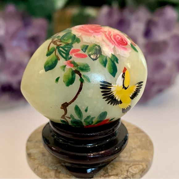 Vintage Hand Painted Green Jade Egg w Flowers Bird & Pink Roses Wood Stand 1.5" - Picture 7 of 12